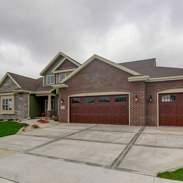 Millies Model, Waunakee