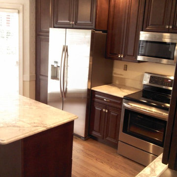 Kitchen Cabinet Replacement from Oak to Walnut stained Maple