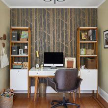 desks and desk set up - Kid's room