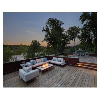 Virginia Contemporary - Contemporary - Deck - DC Metro - by M.S. Vicas ...