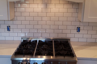 Minimalist kitchen photo in Richmond