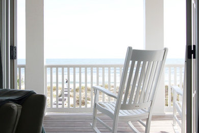 Beach style porch idea in Jacksonville