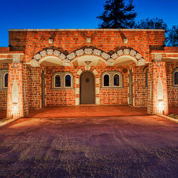 Morton - Harr Residence, Court of Mysteries