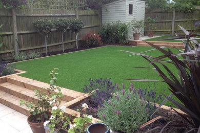 Photo of a medium sized contemporary garden in London.