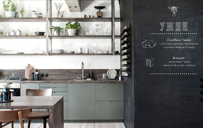 Houzz Tour: Loads of Creativity in a Little Russian Townhouse