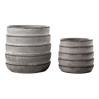 Cement Pot with Embossed Layered Pattern Design Concrete Gray Finish ...