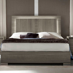 Modern Italian Platform Bed Tivoli by ALF Group Italy - Platform Beds