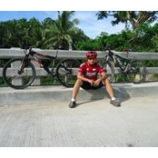 Dennis Vibandor's photo