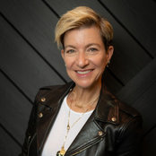 Liza Hausman's photo