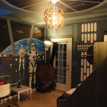 Star Wars: The Force Awakens Murals in a bedroom by Tom Taylor of Mural Art LLC