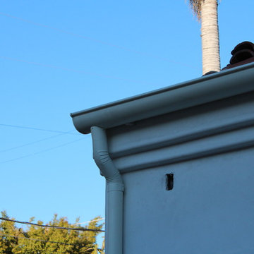 Half Round Rain Gutters in Encino California