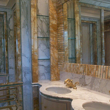 Bagno in marmi pregiati