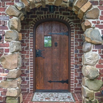 1925 English Tudor
