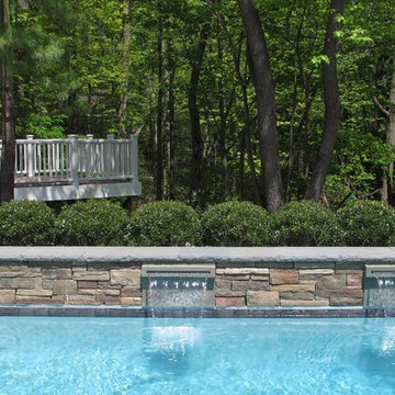 POOL WATER FEATURE