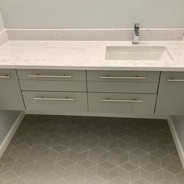 Reston Bath - Geometric Cube Tile