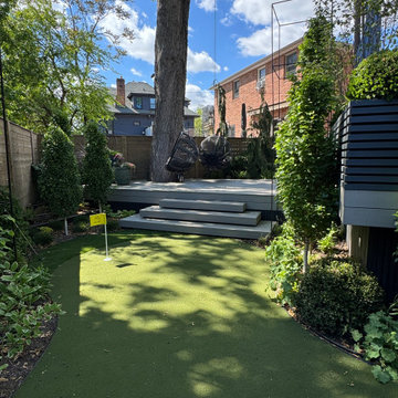 Brooklyn Bayridge with putting green