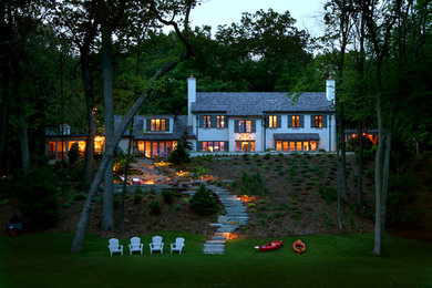 Example of a mountain style exterior home design in Grand Rapids