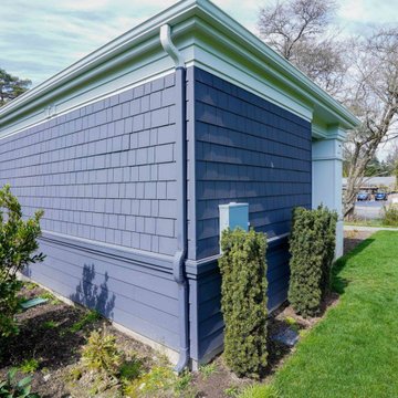Exquisite Charcoal Grey Siding Design | Medina, WA