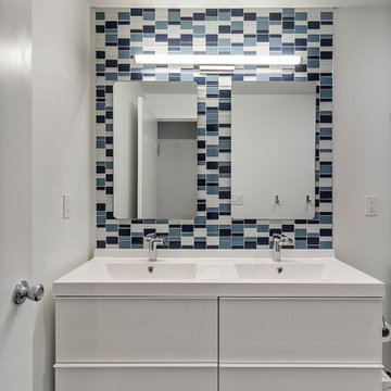 Blue and White Kid's Bath - Beaverton