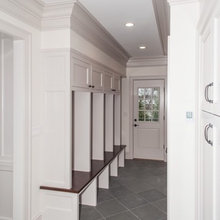 815 alma real- mud room