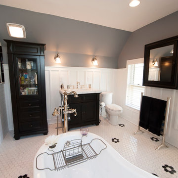 German Village Full Bath
