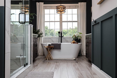 Example of an asian bathroom design in Baltimore
