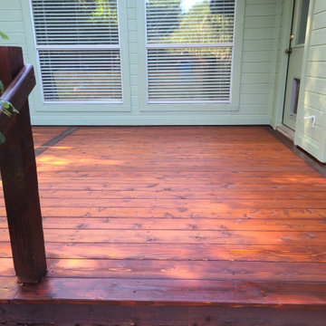 Cedar Deck + Exterior Paint in Anderson Mill