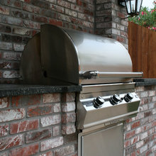 Outdoor Kitchen
