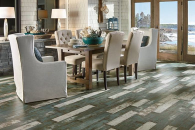 Dining room - dining room idea in Chicago