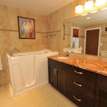moms handicap bath