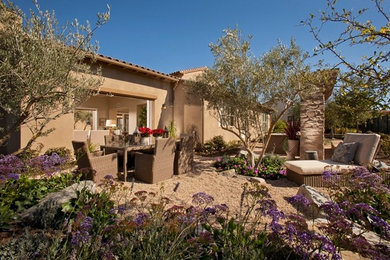 Example of a trendy patio design in Orange County