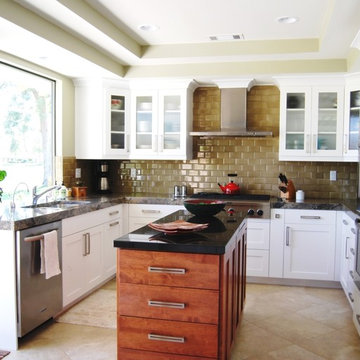 Palm Desert Transitional Kitchen