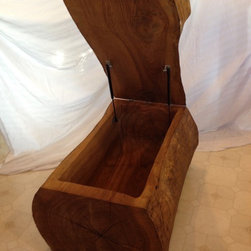 Ash Trunk - Products