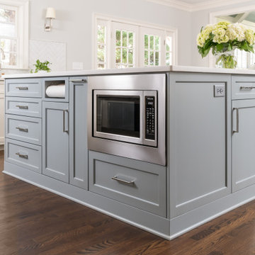 Transitional Cottage Kitchen - Atlanta