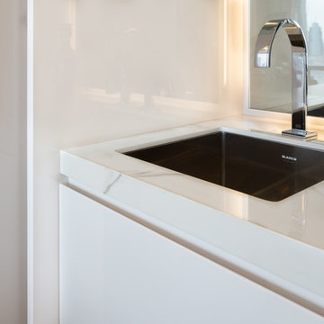 Battery Park Residence - Dining Room Wet Bar Detail