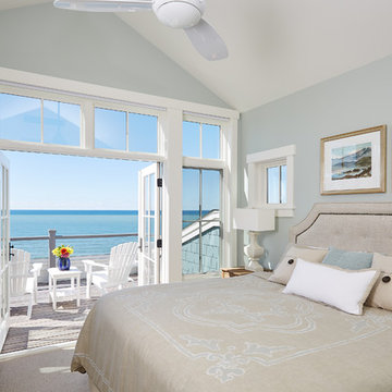 Onaway - Narrow Lakefront Bluff