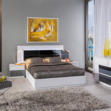 Manhattan White Platform Bed