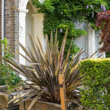 https://earthdesigns.co.uk/portfolio/front-garden-design-east-london/