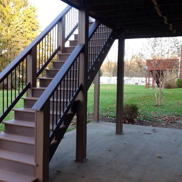 AZEK Deck with Timbertech Builderrail and Genovations Brownstone post wraps