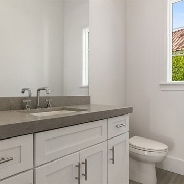TRANSITIONAL CUSTOM HOME IN WINDERMERE FLORIDA'S KEENES POINTE COMMUNITY