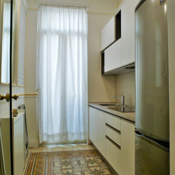 A old flat wiht two rooms reorganized.