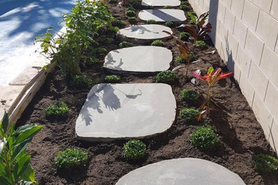 Bluestone steppers - Stepping stone - Landscaping design