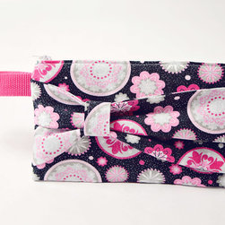 Bow Zipper Pouch - Lifestyle And Leisure