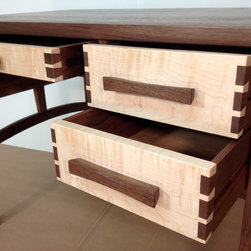 Bungalow Desk - Desks And Hutches