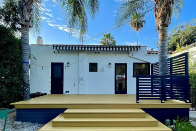 Deck photo in Los Angeles