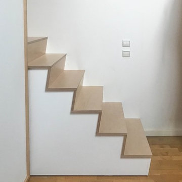 Création d'un escalier, d'une rambarde et de rangements