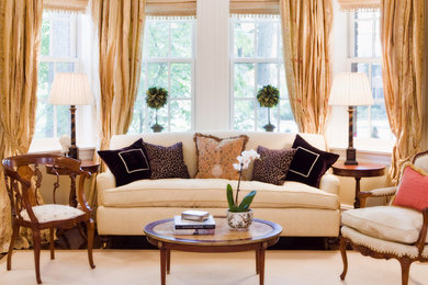 Inspiration for a timeless family room remodel in Toronto