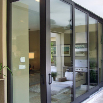 90 Degrees Corner Doors