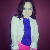 Annette Guzmán Ruiz's photo