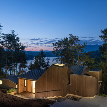 Nebo House